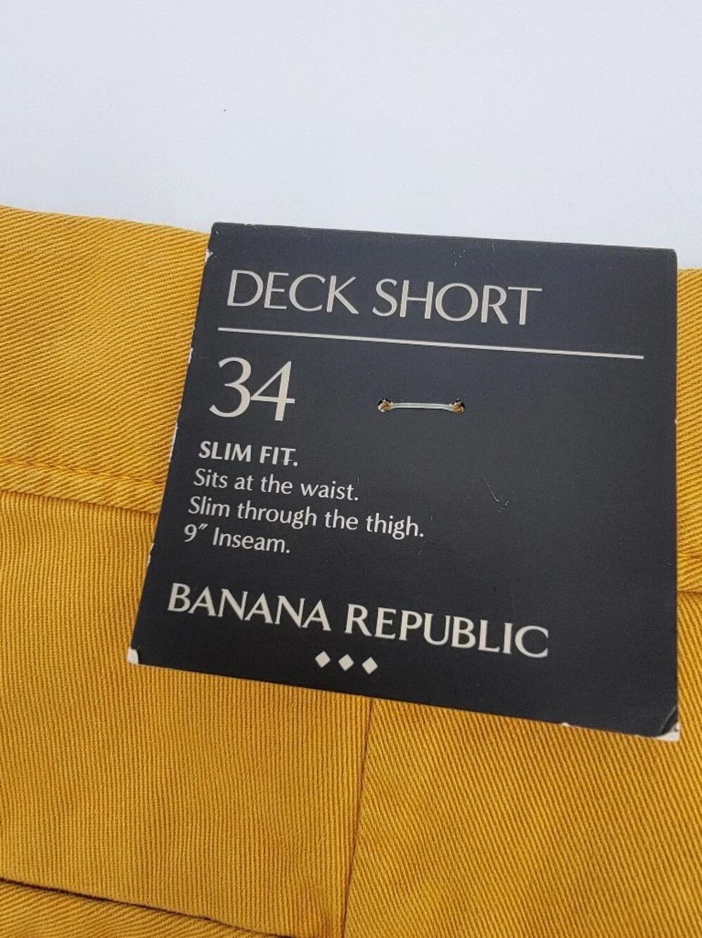 NEW Banana Republic Deck Shorts Chino Gold Yellow Cotton Casual Mens 34 NWT 9